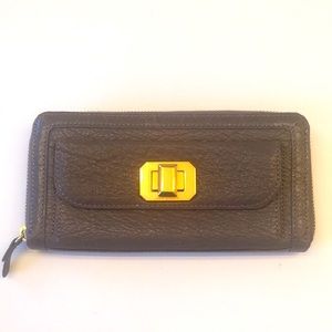 New Juicy Couture Leather Clutch Perfect!